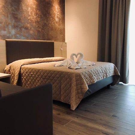 Hotel Aldebaran リド・ディ・イエゾロ エクステリア 写真