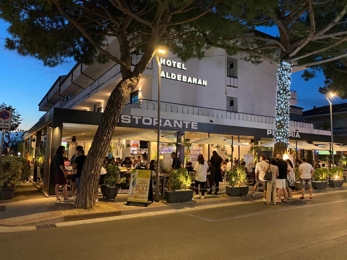 Hotel Aldebaran リド・ディ・イエゾロ エクステリア 写真